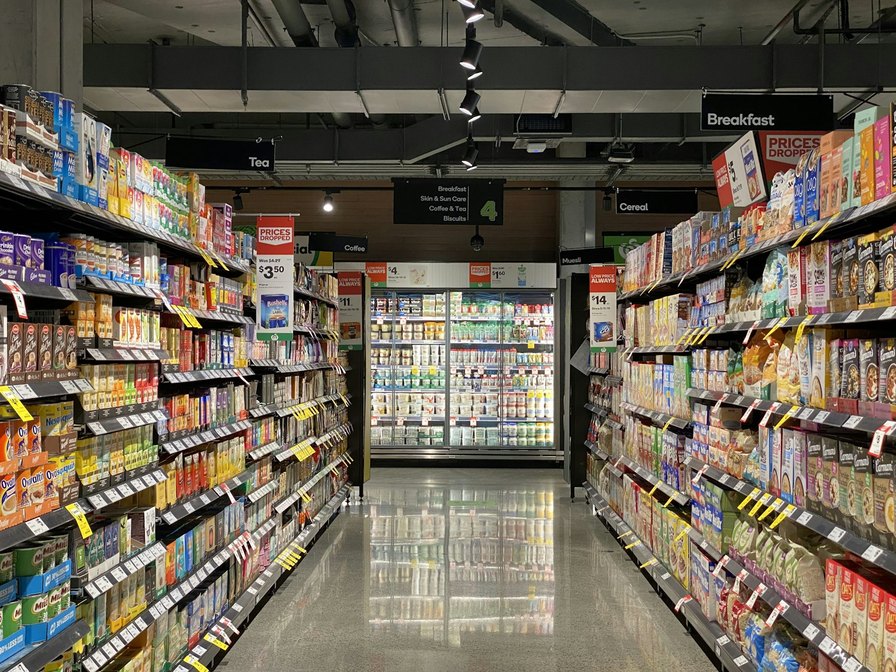 $100,000 Slip and fall, grocery store